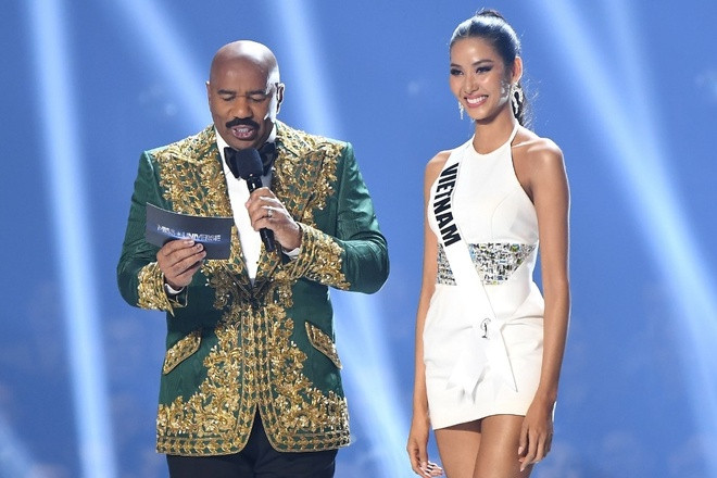 Hoàng Thuỳ lọt top 20 Miss Universe 2019.
