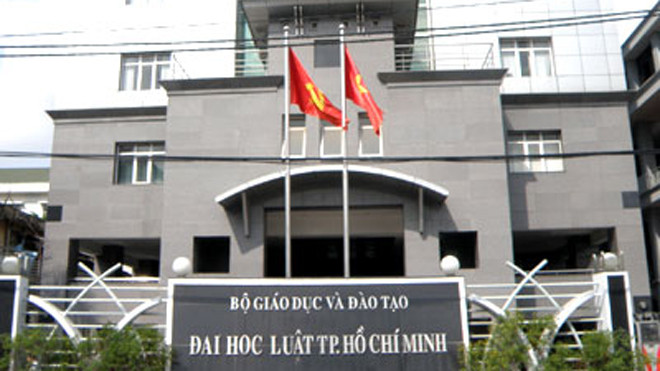 ĐH Luật TP.HCM hủy kì thi đánh giá năng lực