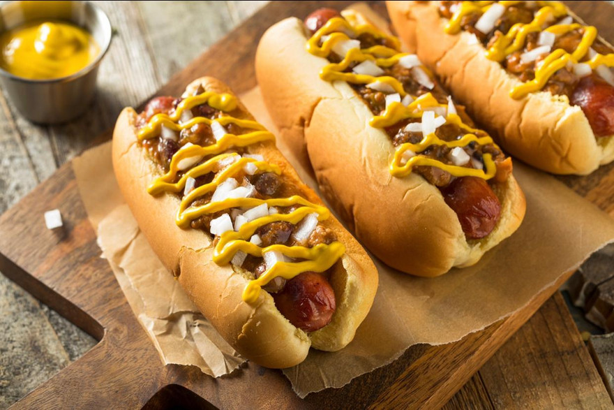 Ăn một chiếc bánh mỳ kẹp xúc xích có thể làm giảm 36 phút tuổi thọ