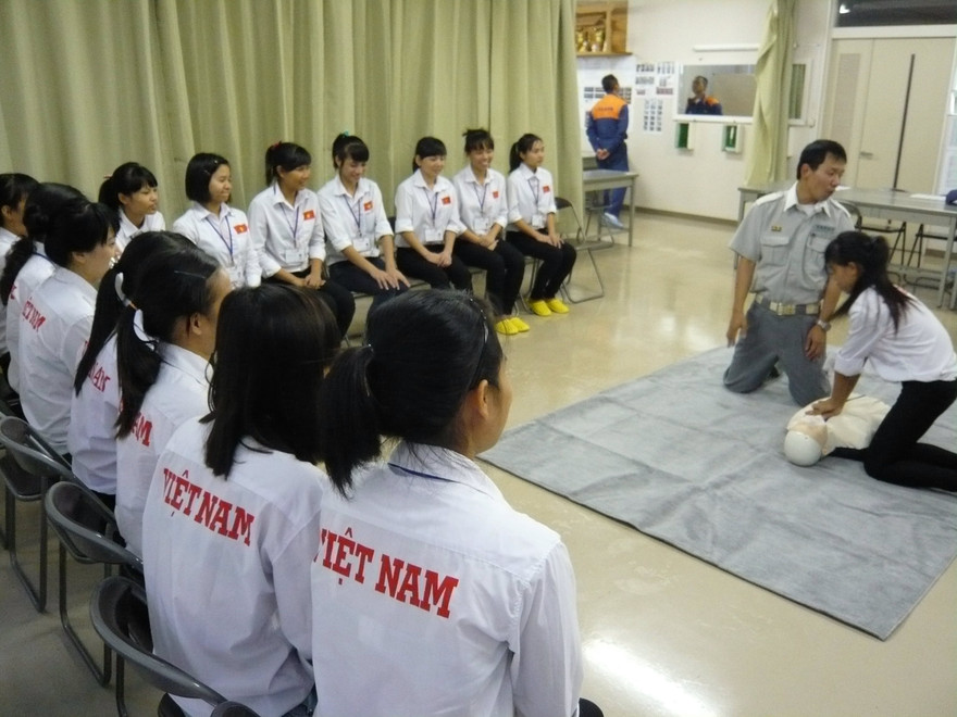 Tổ chức thi tuyển lao động sang Nhật làm việc với lương 'khủng'