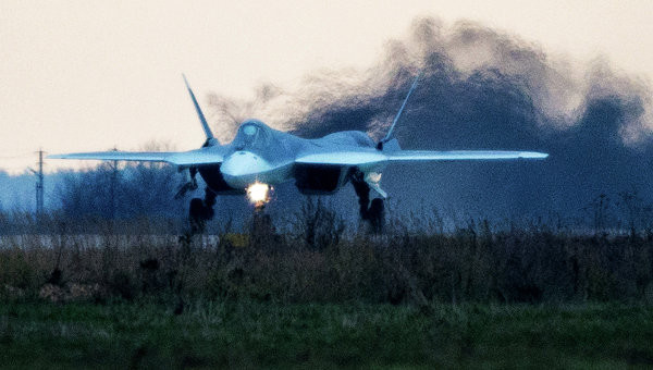 Siêu chiến đấu cơ T-50 của Nga bất ngờ bốc cháy