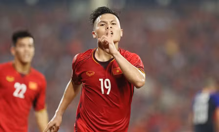 Quang Hải vào top 10 sao trẻ hay nhất châu Á