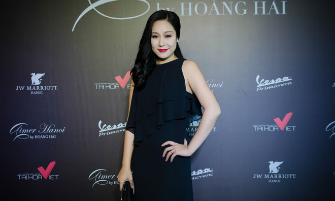 Hoa hậu Ngô Phương Lan xinh đẹp mặn mà sau khi lấy chồng.