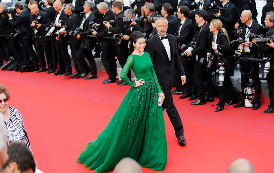 Lý Nhã Kỳ trên thảm đỏ LHP Cannes.