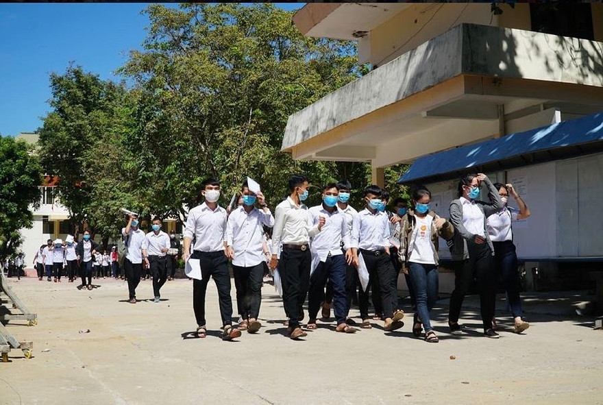 Quảng Ngãi cho học sinh nghỉ học từ 12 giờ ngày 6/5.