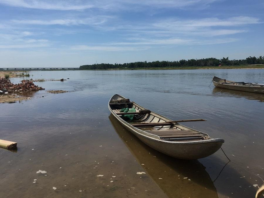 Đoạn sông Trà Khúc nơi xảy ra vụ việc. Ảnh: T.T