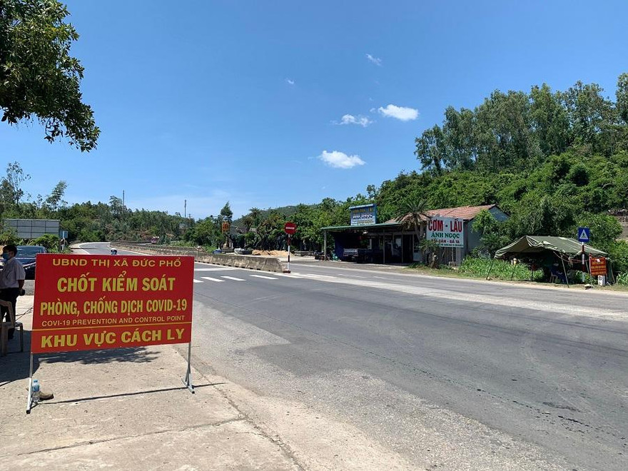 Chốt kiểm soát phòng, chống dịch COVID-19 trên địa bàn thị xã Đức Phổ, tỉnh Quảng Ngãi