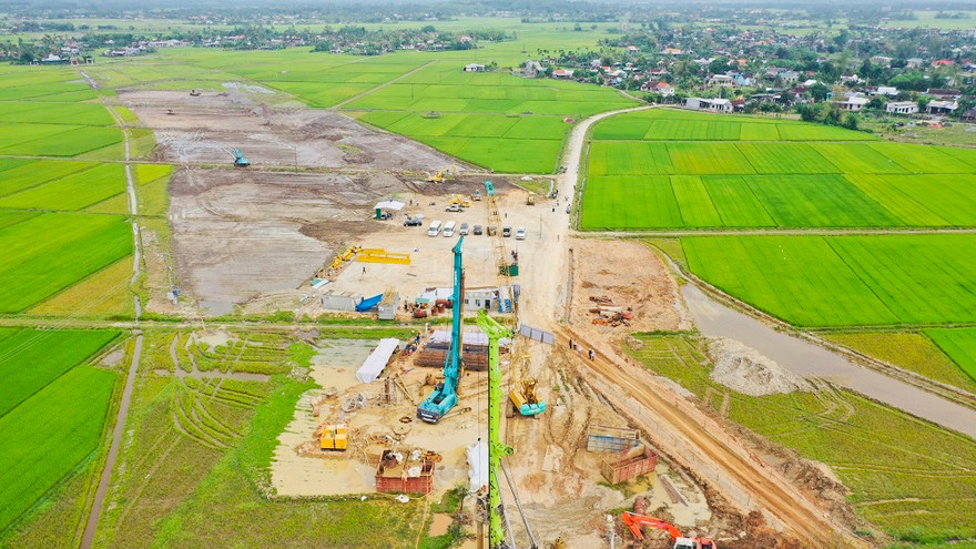 Dự án cao tốc Quảng Ngãi - Hoài Nhơn thi công gặp khó