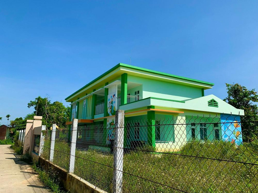 Trường mầm non Tịnh Ấn Tây (cơ sở 2), thôn Độc Lập, xã Tịnh Ấn Tây, TP Quảng Ngãi xây xong rồi… bỏ hoang.