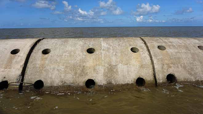 Đoạn trụ rỗng chống sạt lở thí điểm