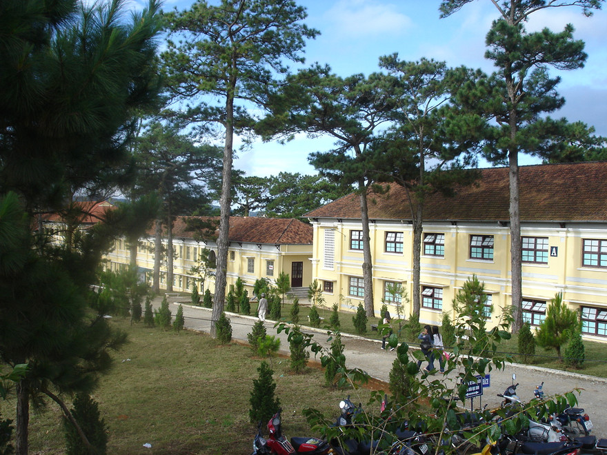 Rà soát, đánh giá thực trạng việc đặt tên các trường đại học