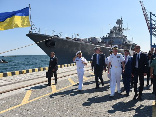 THẾ GIỚI 24H: Nhiều sĩ quan Hải quân Ukraine trốn về Crimea