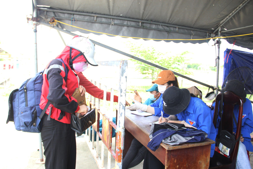 Hơn 12.000 thầy trò và người hỗ trợ trở về Đà Nẵng