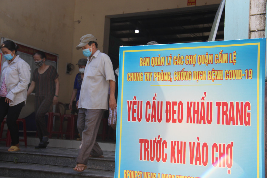Đà Nẵng thêm 51 người dương tính, chợ chỉ được bán 50% quầy hàng 