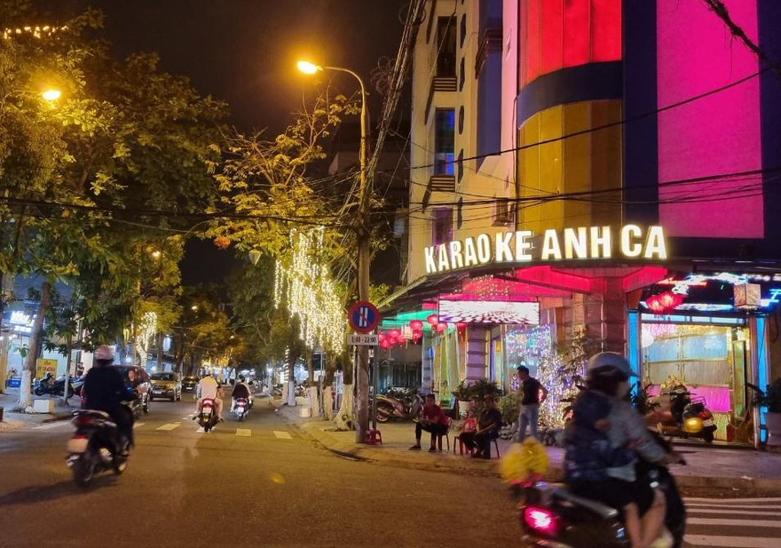 TIN COVID-19: Từ 0h ngày 4/5, Đà Nẵng dừng hoạt động không thiết yếu để chống dịch 