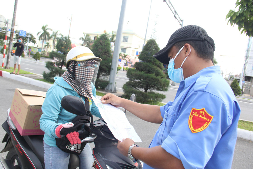 Đà Nẵng thêm 62 ca dương tính, tạm dừng thu tiền mặt với điện, nước