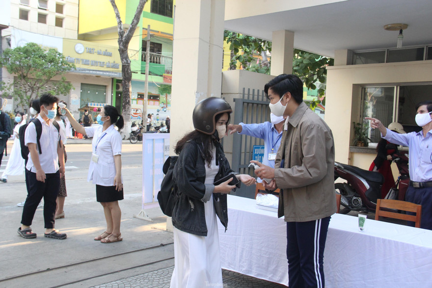 Đà Nẵng: Cho phép học sinh đến trường kiểm tra học kỳ, không quá 24 em/phòng