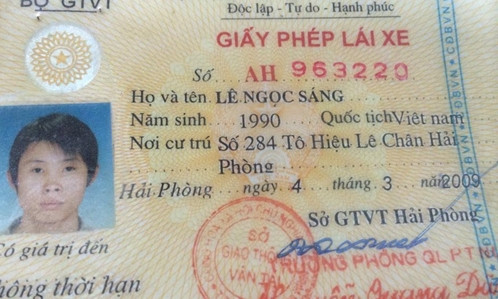 Giấy phép lái xe của đối tượng vi phạm cản trở CSGT thi hành nhiệm vụ. 