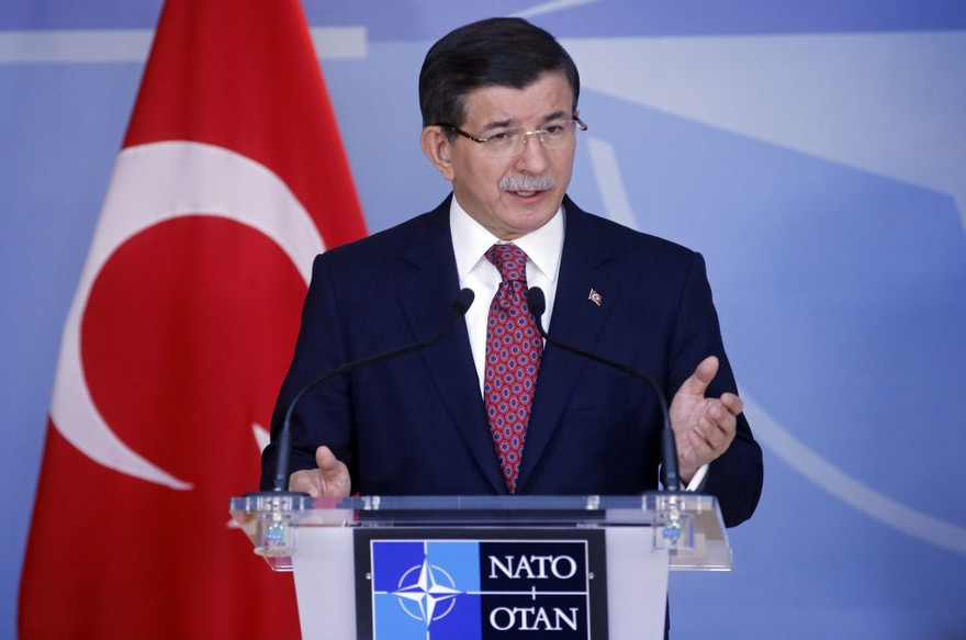 Thủ tướng Thổ Nhĩ Kỳ Ahmet Davutoglu. Ảnh: AP