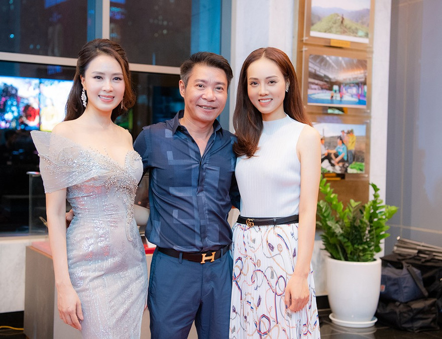 Hồng Diễm sẽ dự đám cưới của NSND Công Lý.