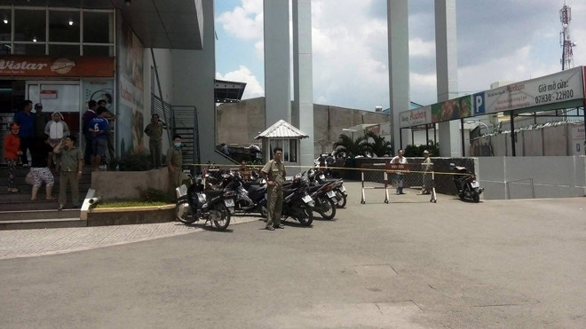 Xung quanh hiện trường được phong tỏa.