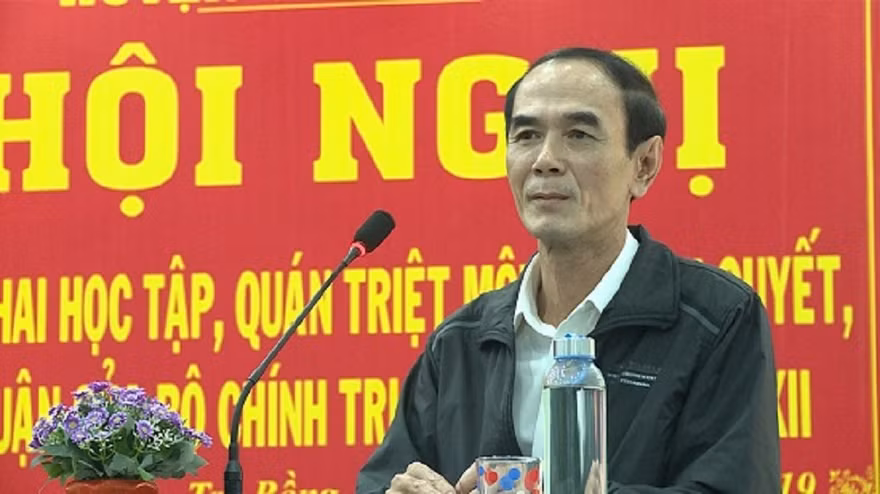 Ông Võ Văn Rân, Tỉnh ủy viên, Bí thư Huyện ủy Trà Bồng được bổ nhiệm làm Giám đốc Sở Công Thương tỉnh Quảng Ngãi.