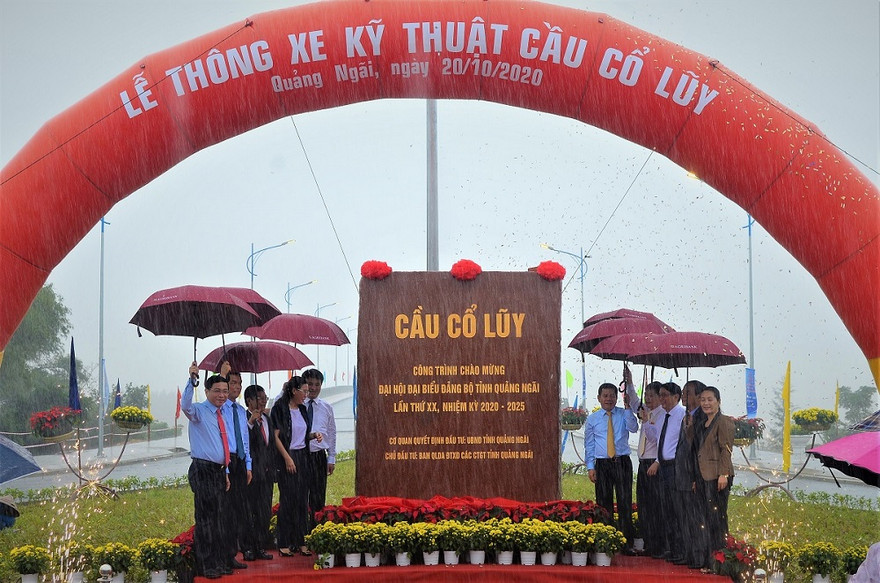 Thông xe kỹ thuật cầu dây văng hiện đại nhất Quảng Ngãi