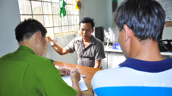 Đối tượng Tuấn tại cơ quan điều tra.