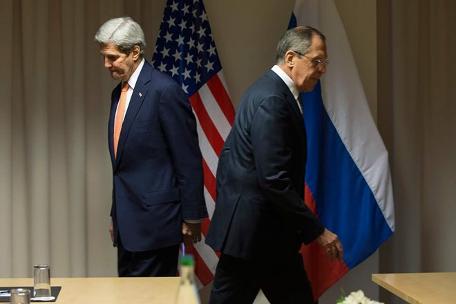 Ngoại trưởng Mỹ John Kerry và người đồng cấp Nga Sergei Lavrov tại một cuộc họp báo chung về vấn đề Syria. (Nguồn: AP) 