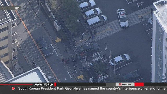 Hiện trường nơi cảnh sát Nhật Bản bắt giữ nghi can diễn ra vào sáng nay, 27/2.