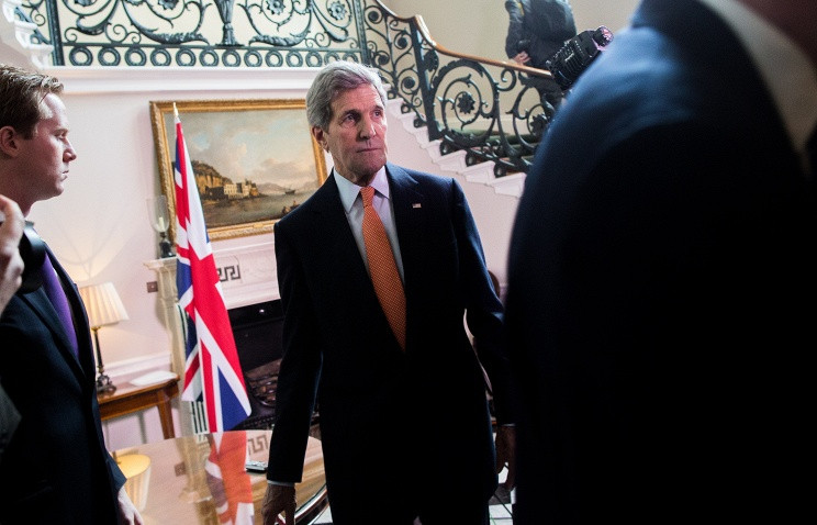 Ngoại trưởng Mỹ trong chuyến thăm tới Vương quốc Anh hôm 21/2