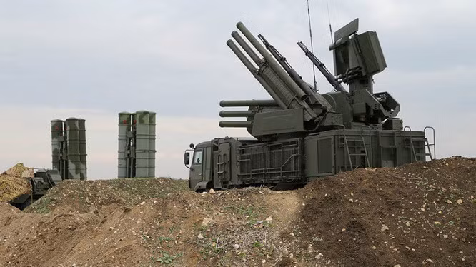 Vì sao Nga triển khai ‘mãnh thú’ Pantsir-S xuống miền Bắc Syria?