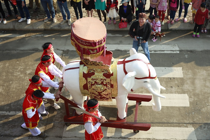 Lễ hội kỷ niệm 1976 năm khởi nghĩa Hai Bà Trưng