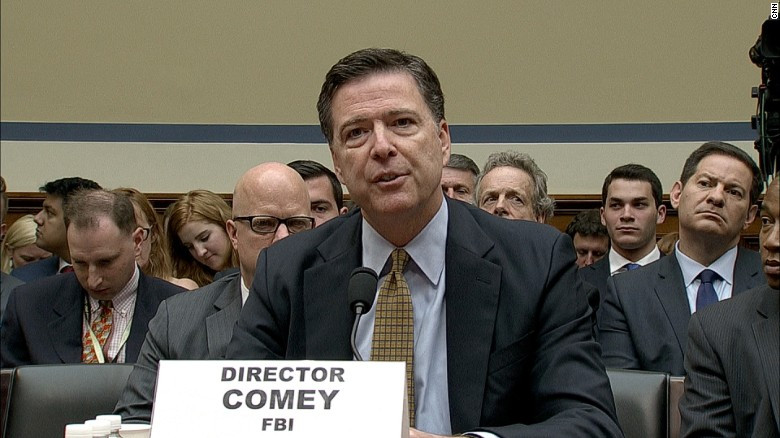 Cựu Giám đốc Cục Điều tra liên bang Mỹ James Comey. Ảnh: AP
