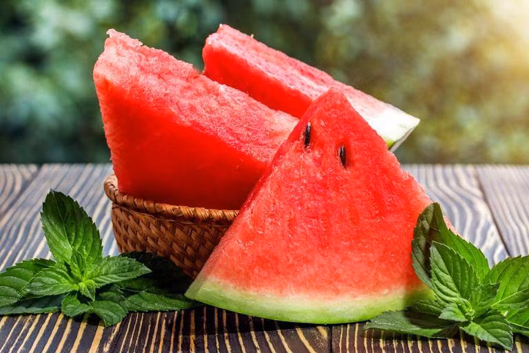 Điều cấm kỵ khi ăn dưa hấu cần biết để tránh kẻo rước bệnh vào thân