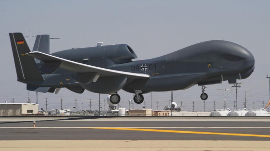 Máy bay không người lái RQ-4E ‘siêu đắt đỏ’ chưa cất cánh đã được đưa thẳng vào bảo tàng