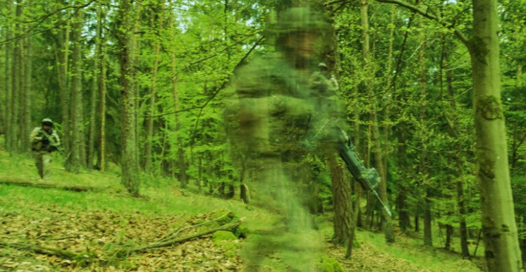 Hàn Quốc phát triển lớp ngụy trang tàng hình cho binh sĩ