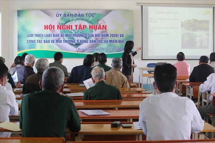 Quang cảnh hội nghị. Ảnh: Báo dân tộc