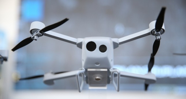 Máy bay không người lái nano thông minh với kích thước siêu nhỏ. Ảnh: AA