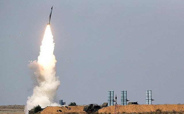 Một cuộc thử nghiệm của hệ thống phòng không S-400. Ảnh minh họa: TASS