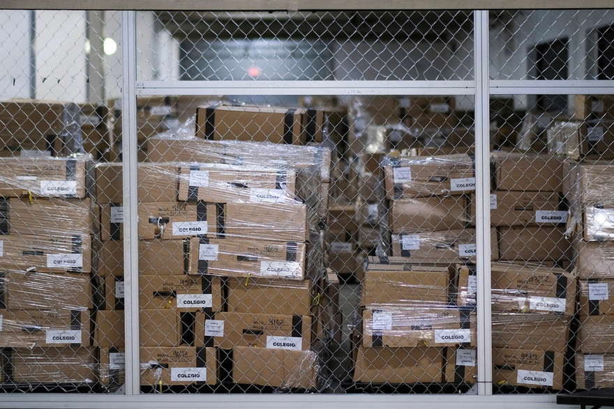 THẾ GIỚI 24H: Mỹ phát hiện 126 vali chứa phiếu bầu bị bỏ quên trong hầm