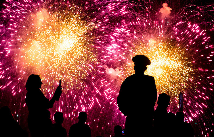 Nga sẽ bắn 10.000 quả pháo hoa trong lễ kỷ niệm Ngày Chiến thắng. Ảnh: Tass