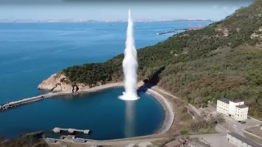 Trung Quốc lần đầu thử nghiệm nổ dưới đáy biển để 'chấm dứt khả năng tác chiến của kẻ thù'