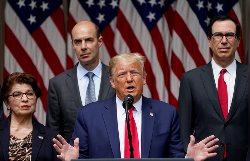 6 thành viên nhóm vận động tranh cử của ông Trump dương tính với Covid-19. Ảnh: Reuters.