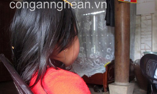 Xứ Nghệ rúng động vụ hai cha con xâm hại bé gái 6 tuổi