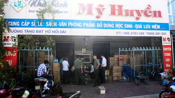  Nhà sách Mỹ Huyền - nơi phát hiện 72.602 cuốn SGK nghi làm giả. Ảnh: Tr.Định 