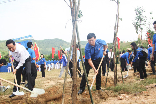 Khởi động Tháng Thanh niên 2019 trên đất võ Tây Sơn 