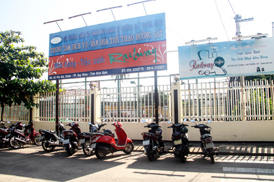 Thửa đất tại số 2 Phó Đức Chính (phường Lê Hồng Phong, TP Quy Nhơn) của Công ty CP Đường sắt Nghĩa Bình được chia thành 5 khu chức năng khi chưa có phê duyệt quy hoạch chi tiết của cơ quan có thẩm quyền. Ảnh: PV