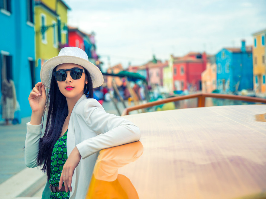 Ngọc Hân thanh lịch và sành điệu ở Venice.