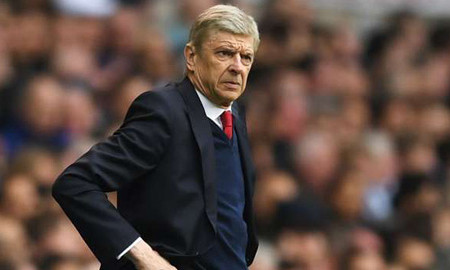 HLV Wenger nói gì khi Arsenal thất bại ở derby Bắc London?
